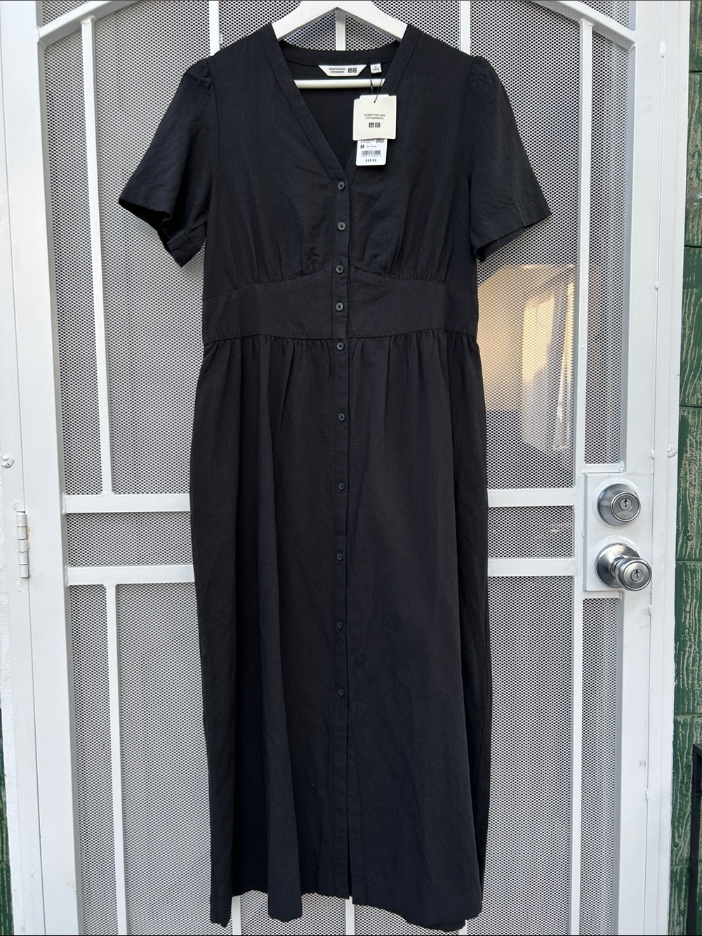 Black Button-Front Midi Dress - Unbranded